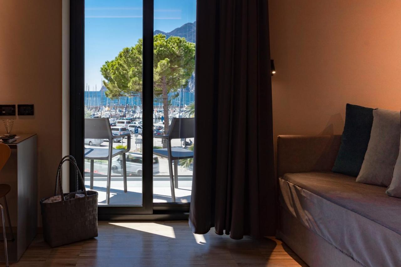 Lake Front Hotel Mirage Riva del Garda Luaran gambar